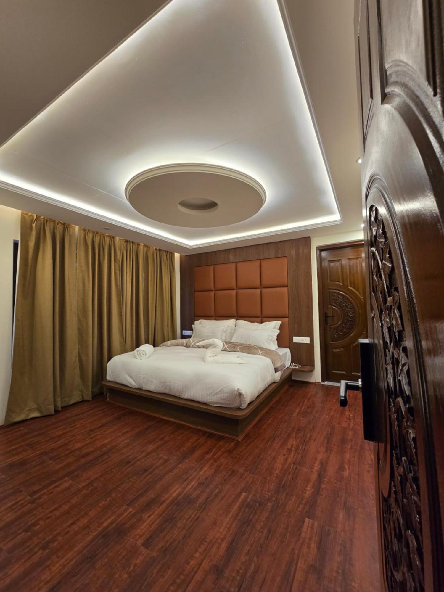 Premier Pahalgam Hotel ภายนอก รูปภาพ