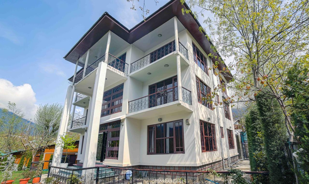 Premier Pahalgam Hotel ภายนอก รูปภาพ